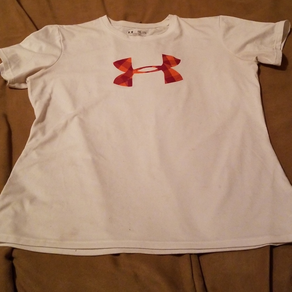 Under Armour logo tee